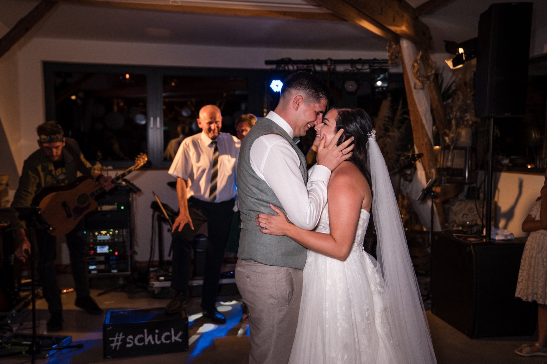 Lisa & Julian – Hochzeit bei Obstbau Haas, Bild 75