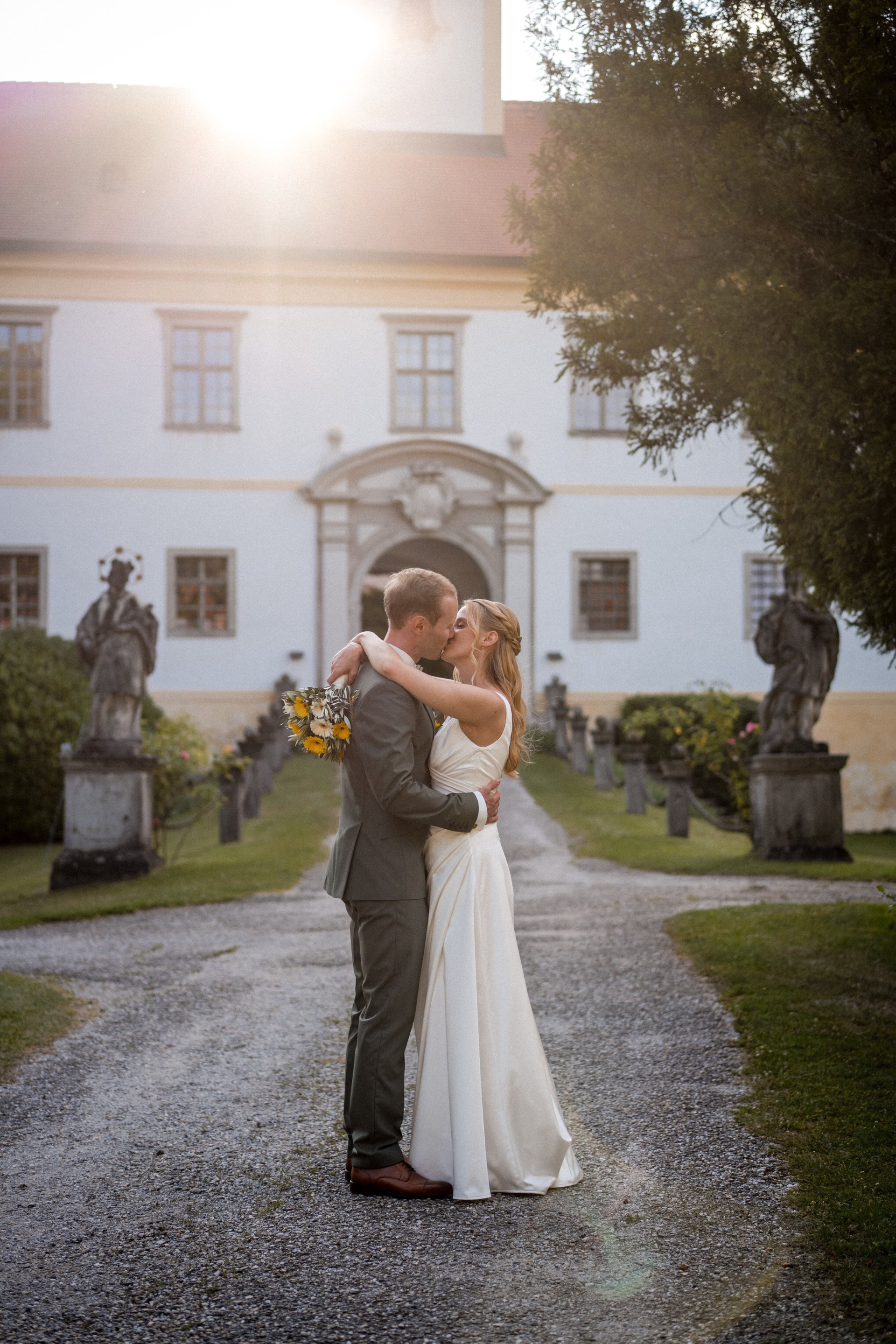 Nicola & Tobias – Hochzeit im Schloss Altenhof