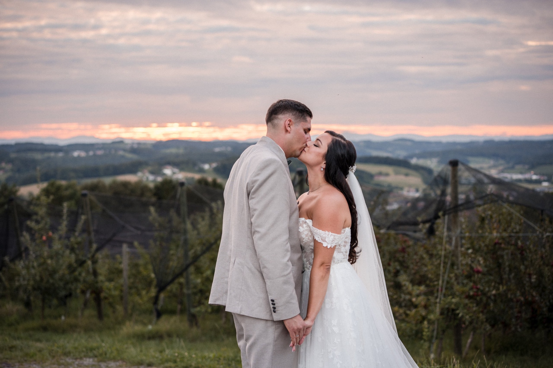 Lisa & Julian – Hochzeit bei Obstbau Haas, Bild 71
