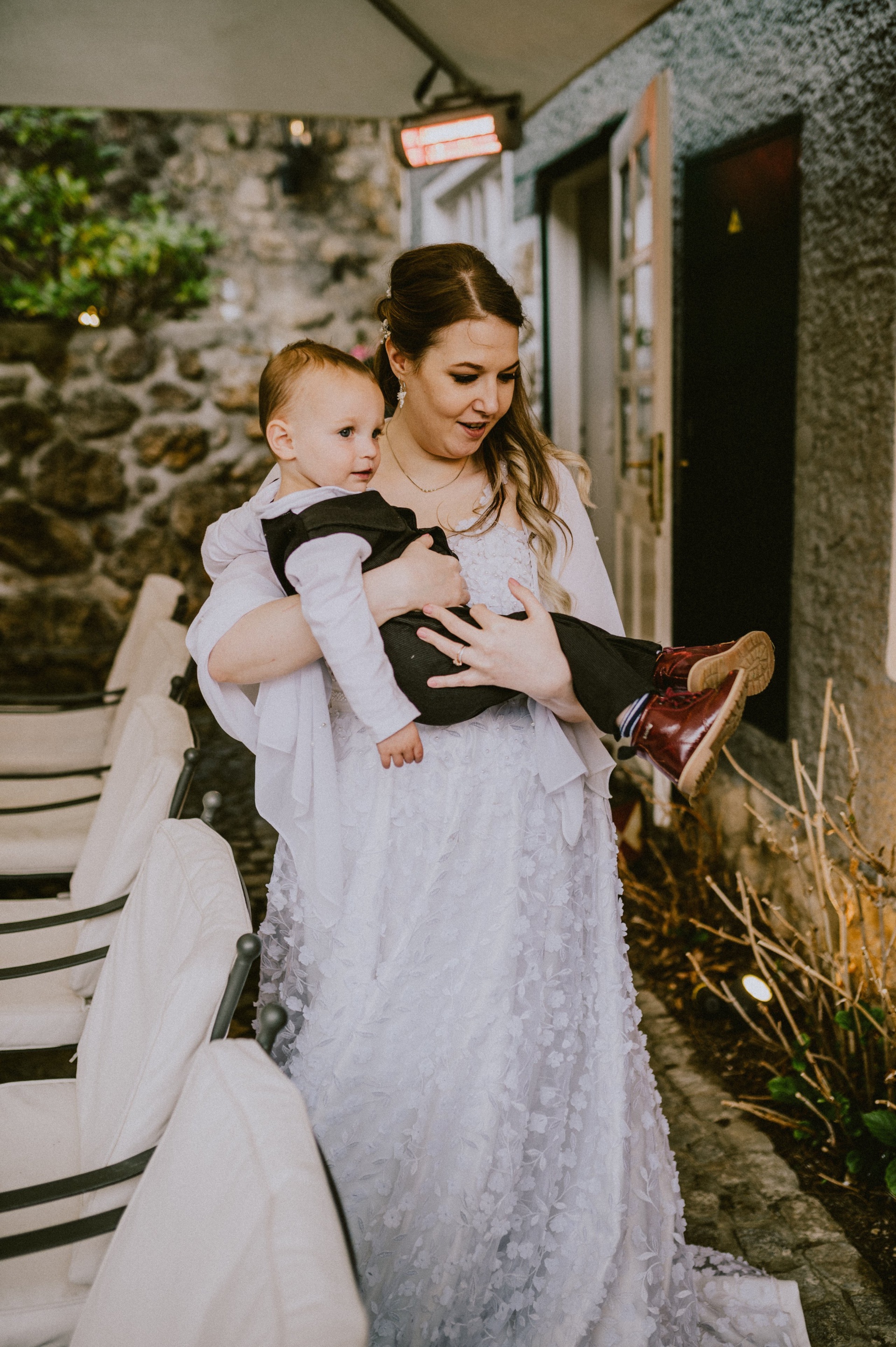 Hochzeit in der Villa Antoinette – Veronika & Albion (Niederösterreich)