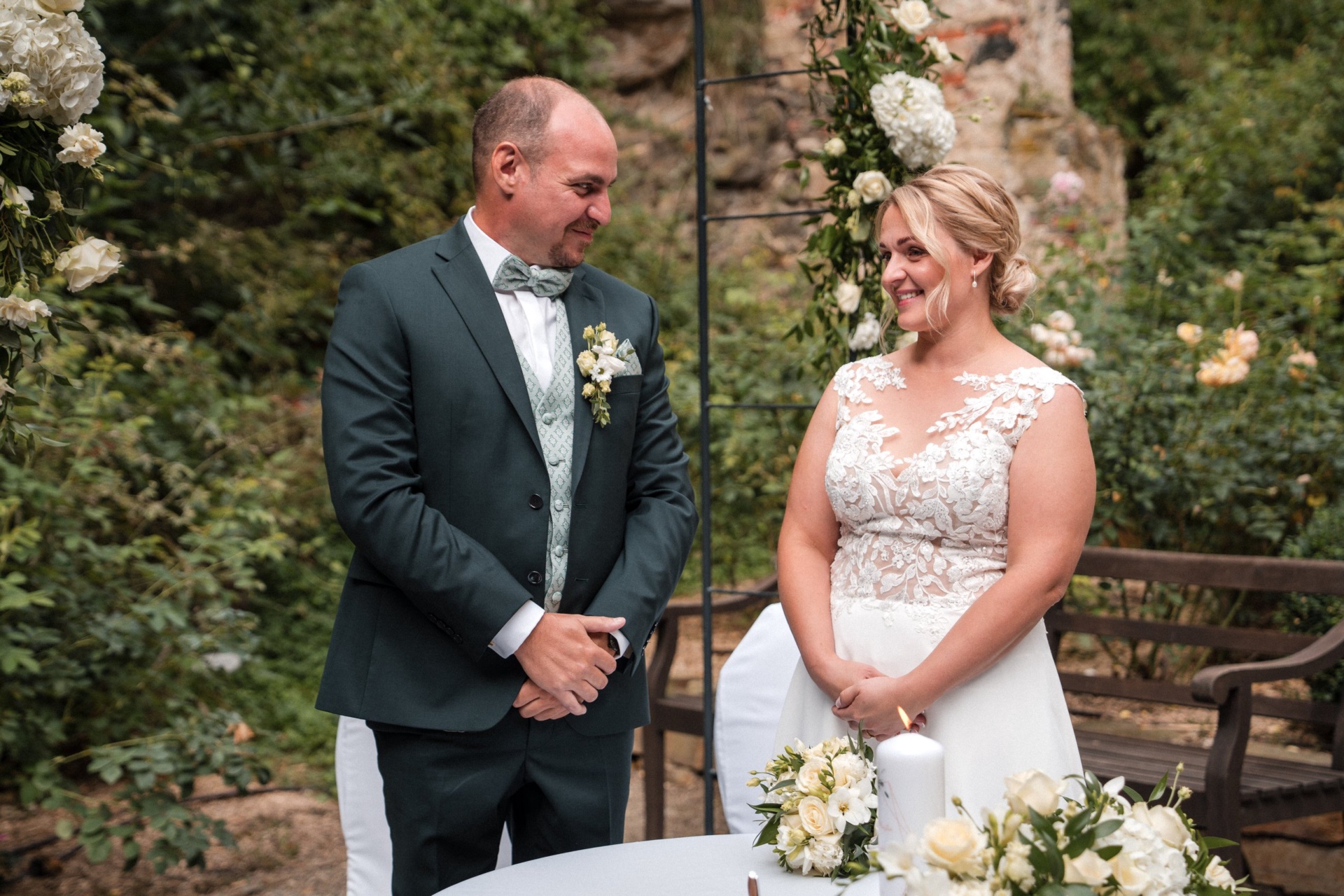 Anna & Martin – Hochzeit auf der Rosenburg, Bild 23