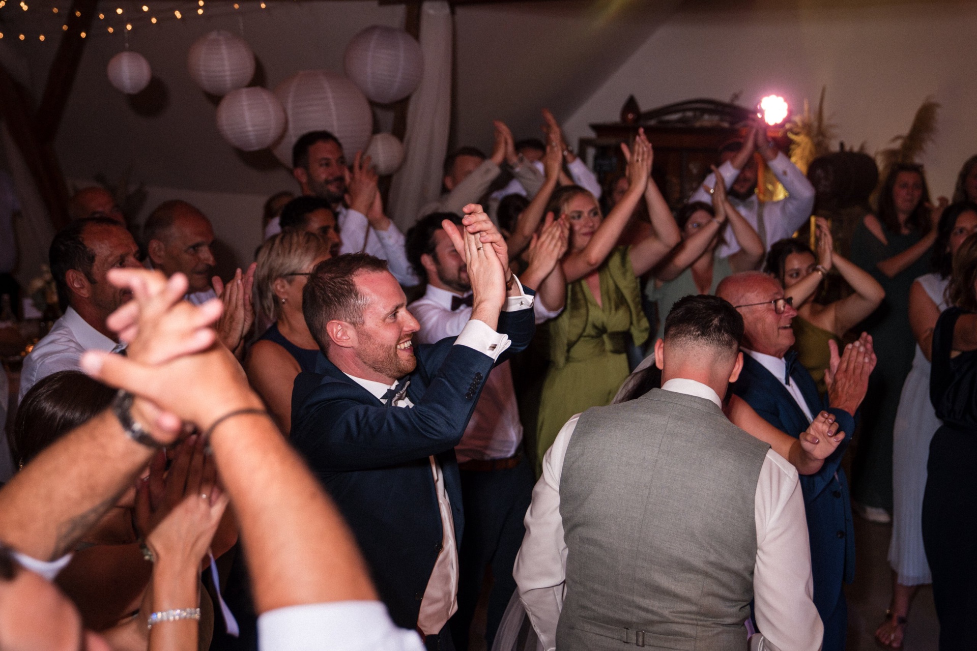 Lisa & Julian – Hochzeit bei Obstbau Haas, Bild 80