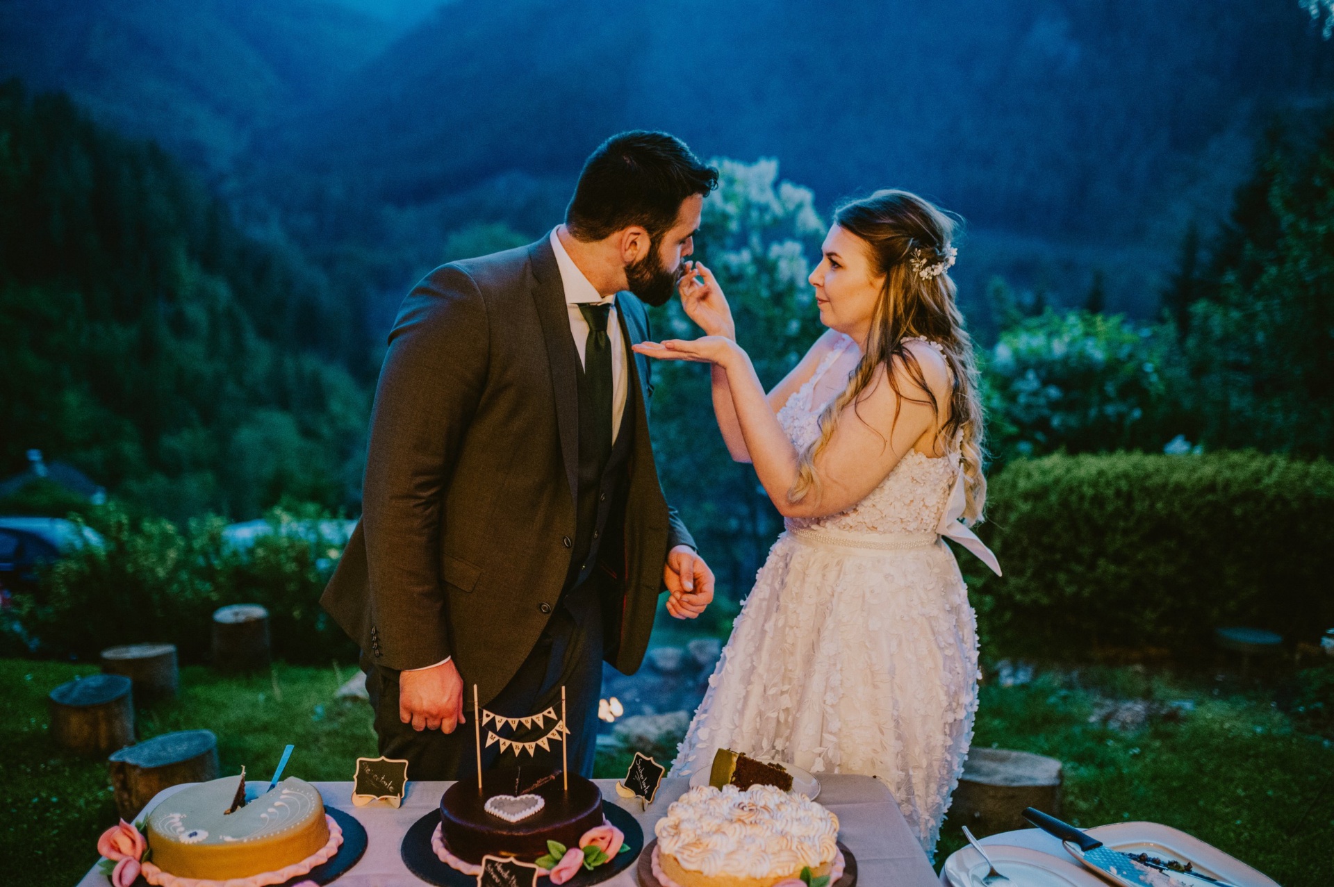 Hochzeit in der Villa Antoinette – Veronika & Albion (Niederösterreich)