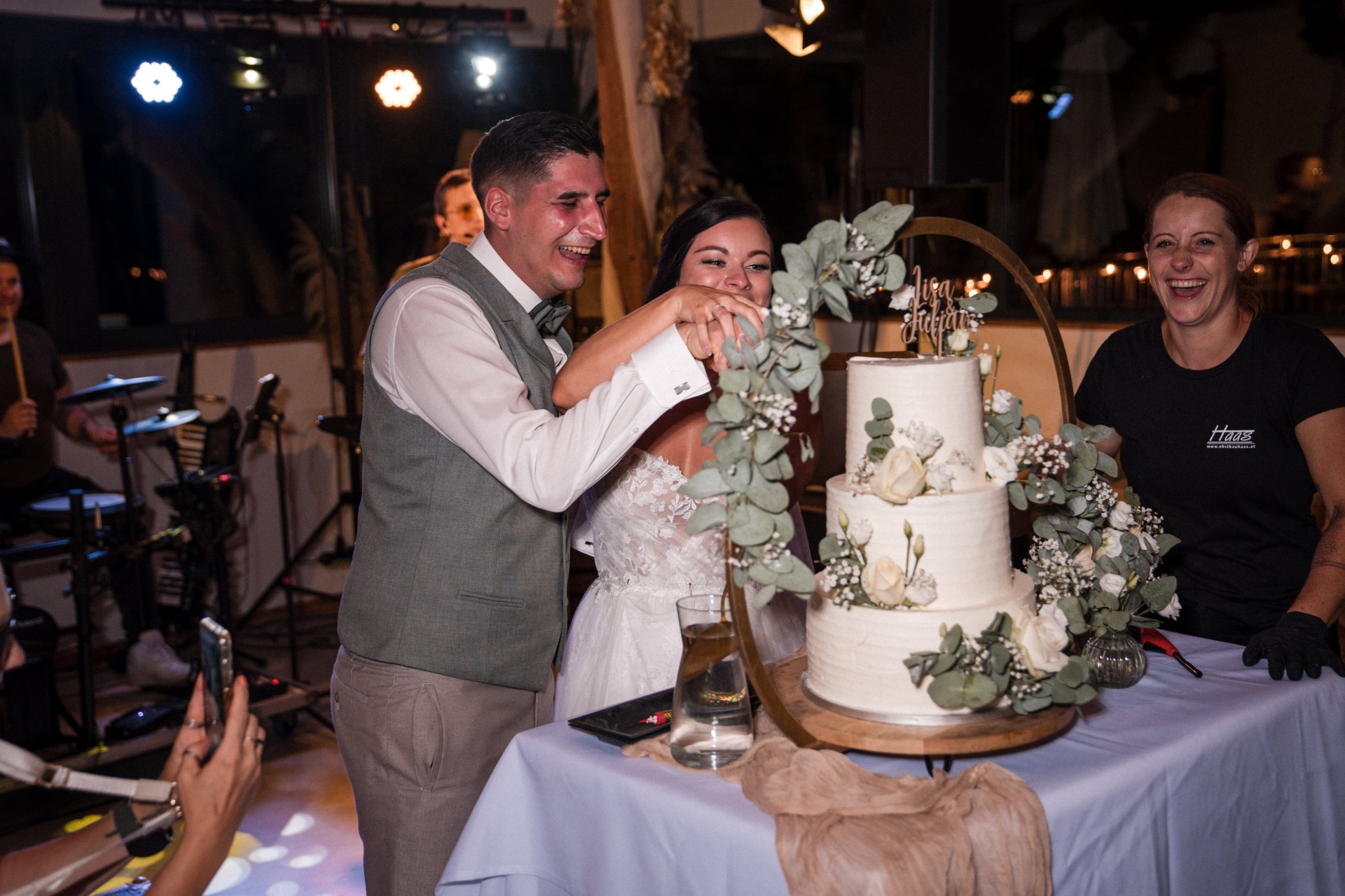 Lisa & Julian – Hochzeit bei Obstbau Haas, Bild 83