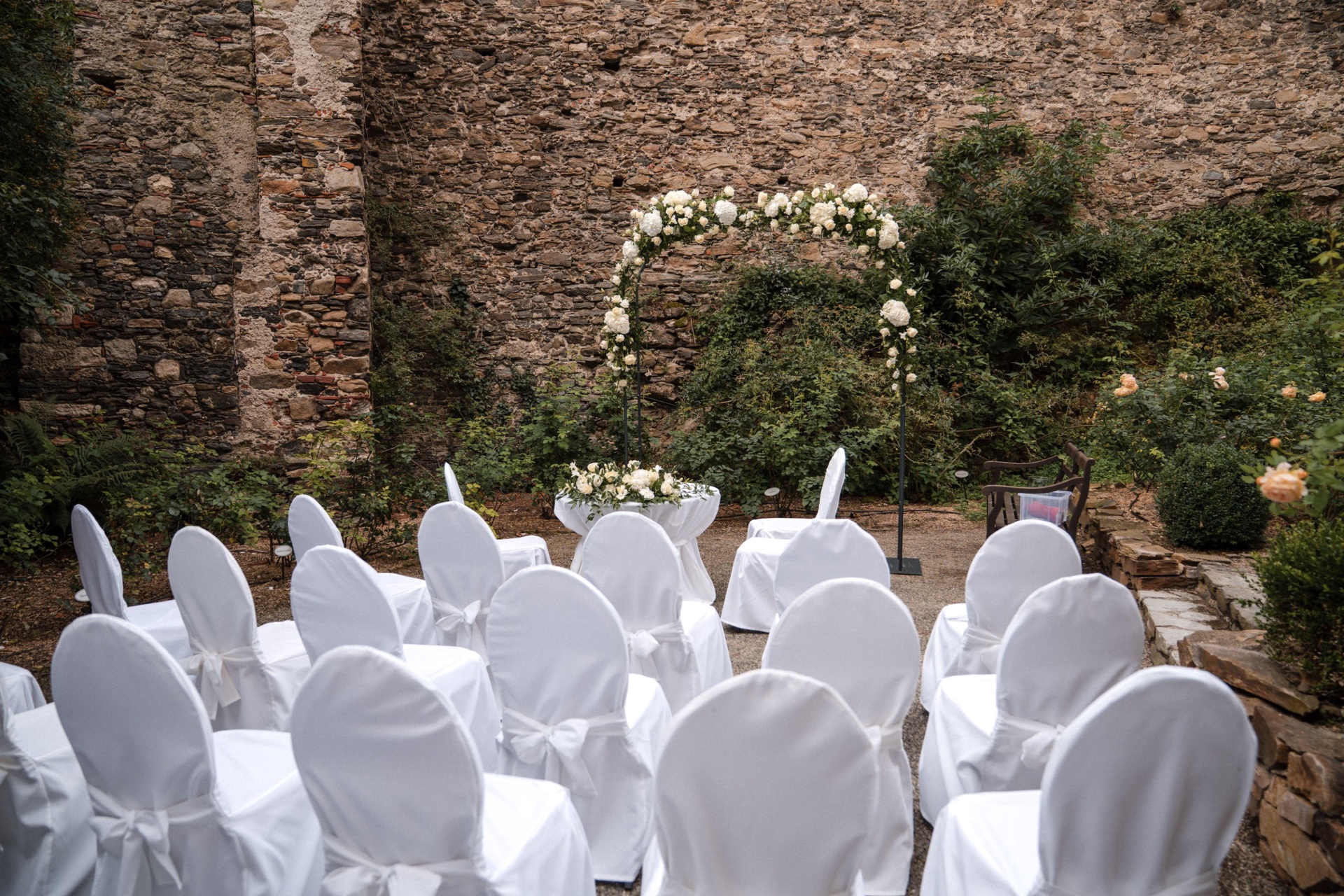 Anna & Martin – Hochzeit auf der Rosenburg, Bild 15