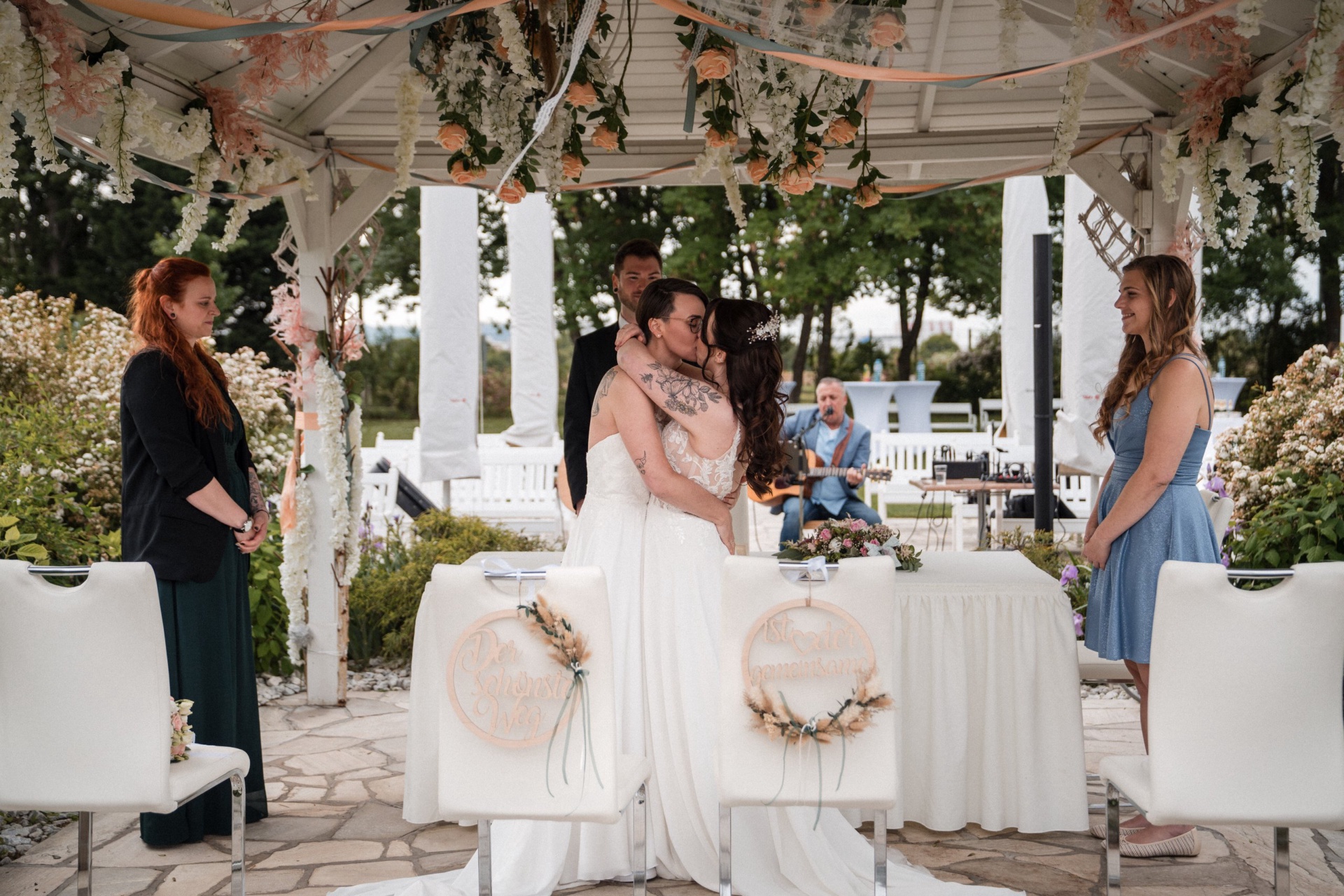 Sandra & Katharina – Hochzeit in den Blumengärten Hirschstetten, Bild 25