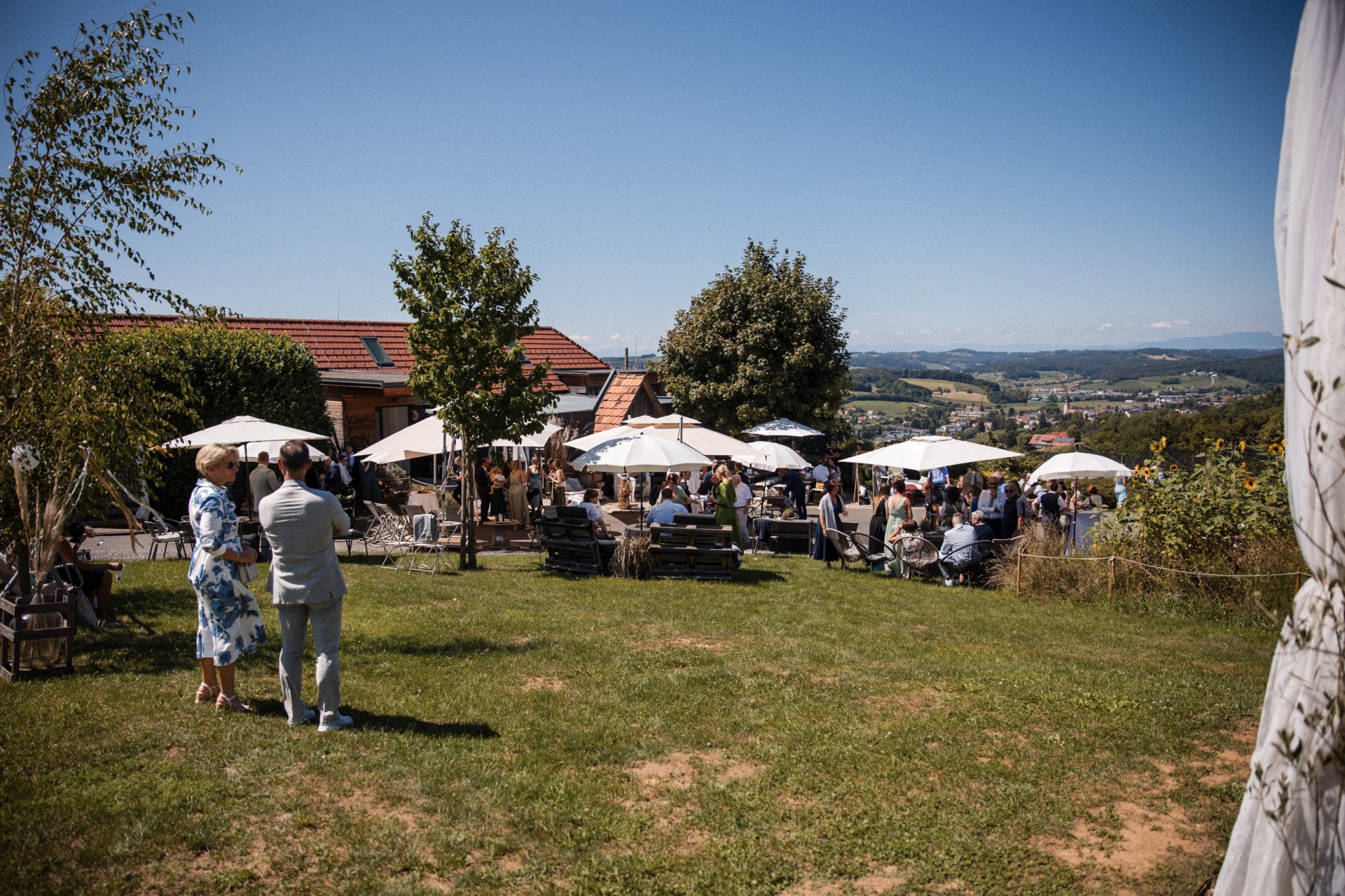 Lisa & Julian – Hochzeit bei Obstbau Haas, Bild 15
