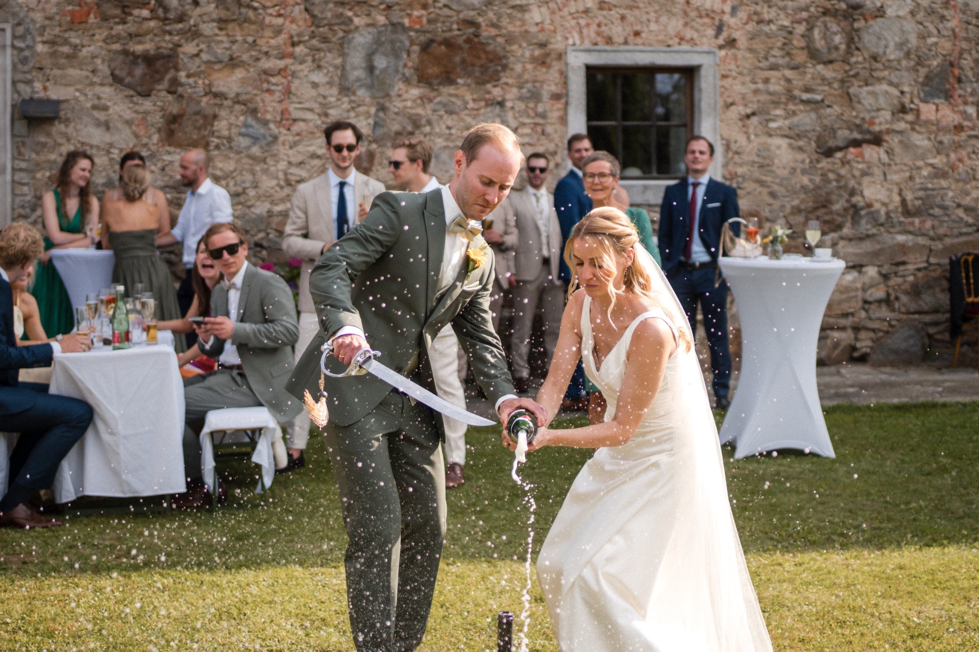 Nicola & Tobias – Hochzeit im Schloss Altenhof, Bild 57