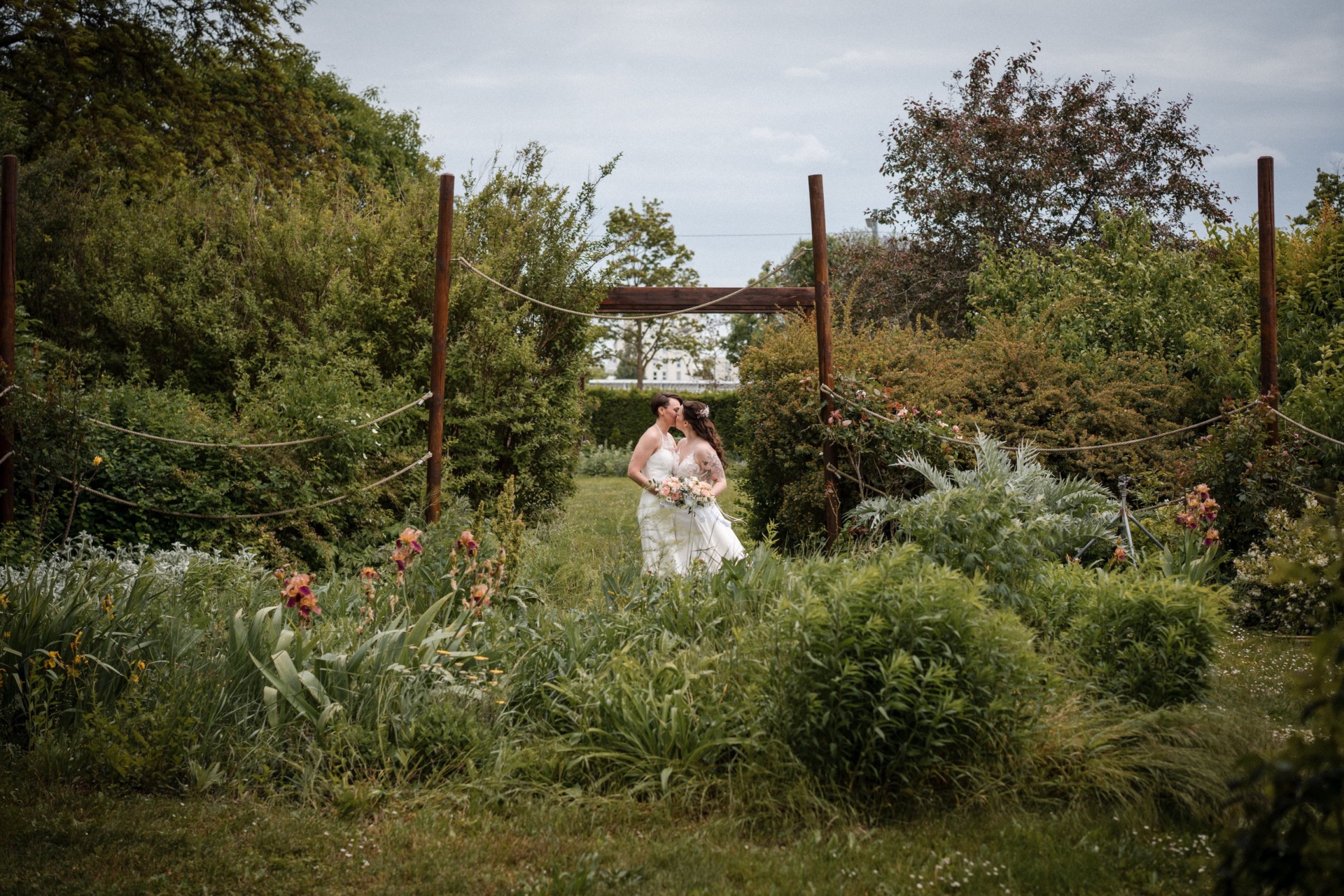 Sandra & Katharina – Hochzeit in den Blumengärten Hirschstetten, Bild 6